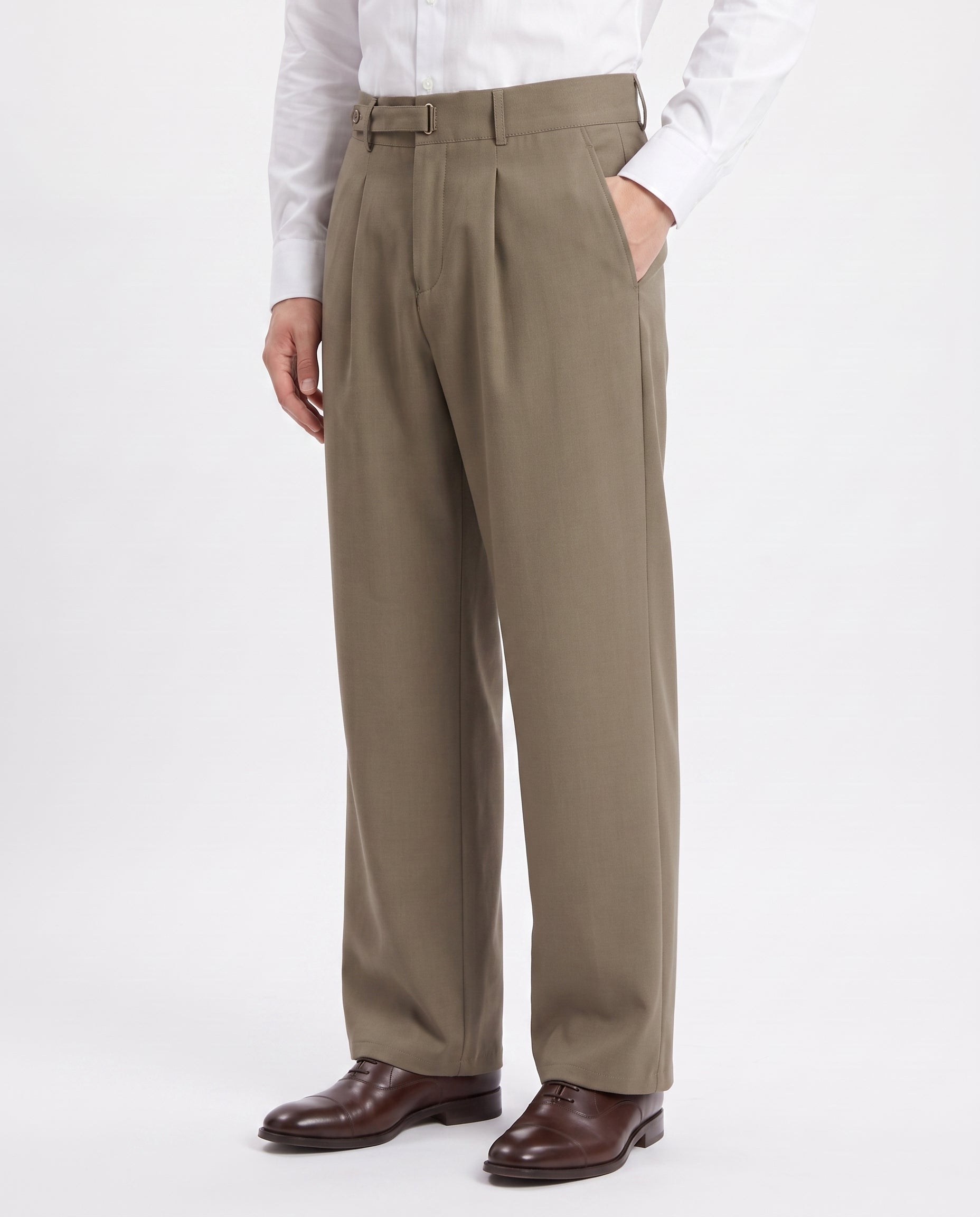 Fluid Trouser
